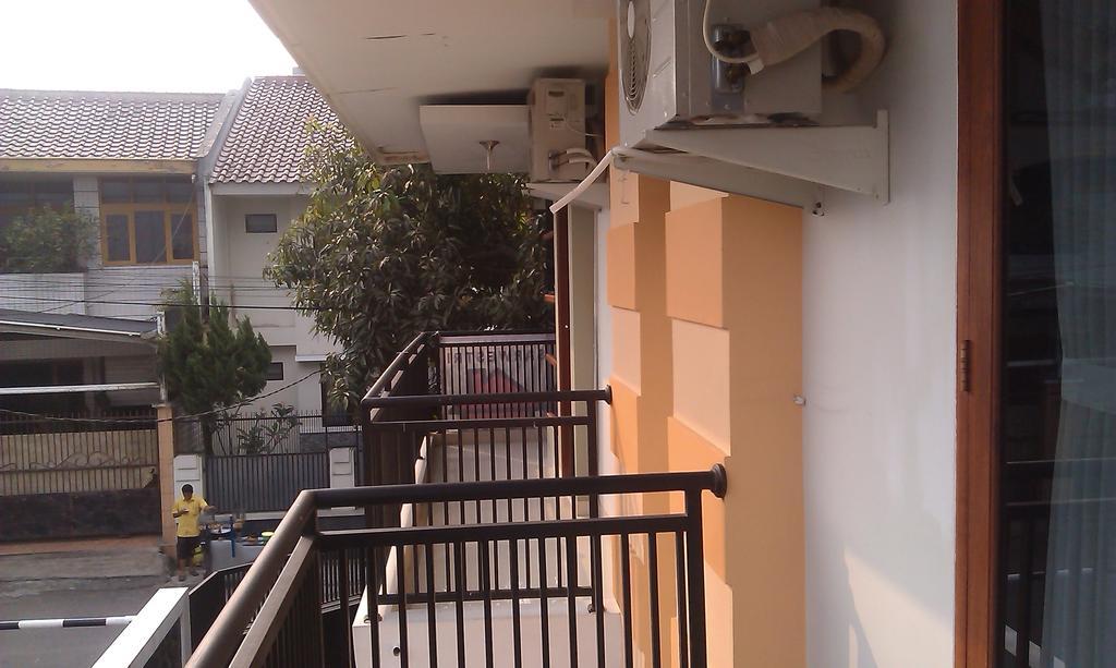 Rumah Sarwestri Bandung Exteriér fotografie