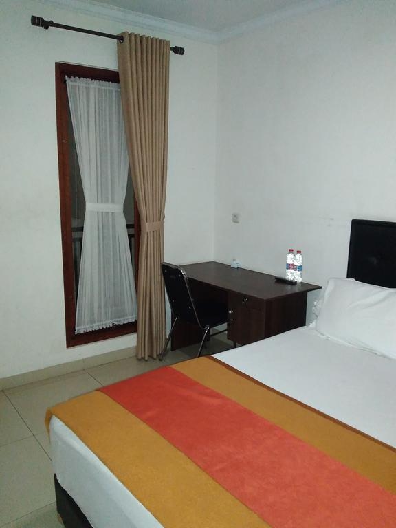 Rumah Sarwestri Bandung Exteriér fotografie