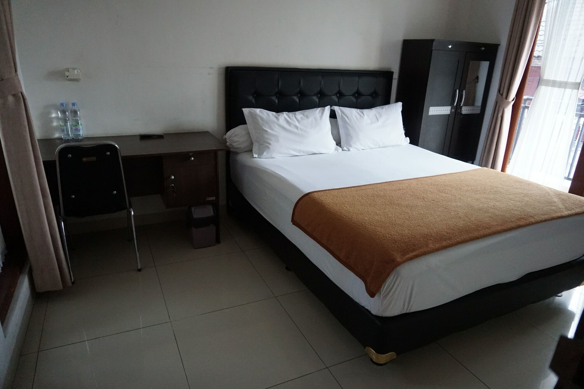 Rumah Sarwestri Bandung Exteriér fotografie